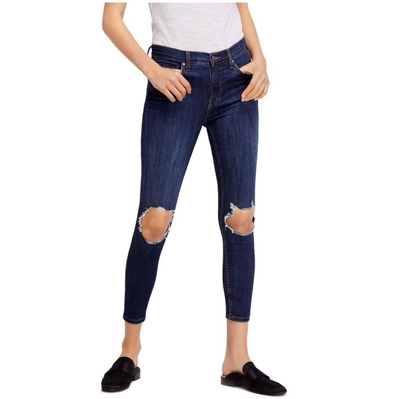 Free People 27 (US 4) Skinny Jeans Cropped Distressed Women’s Mid Rise Stretch - Picture 1 of 12